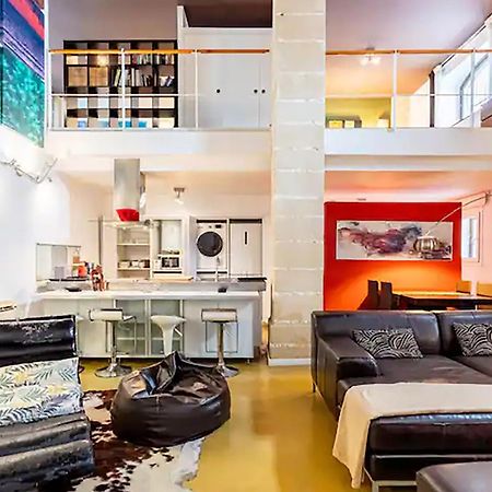 Appartamento Artqhost Jerez Huge Loft & Free Parking Jerez de la Frontera Esterno foto