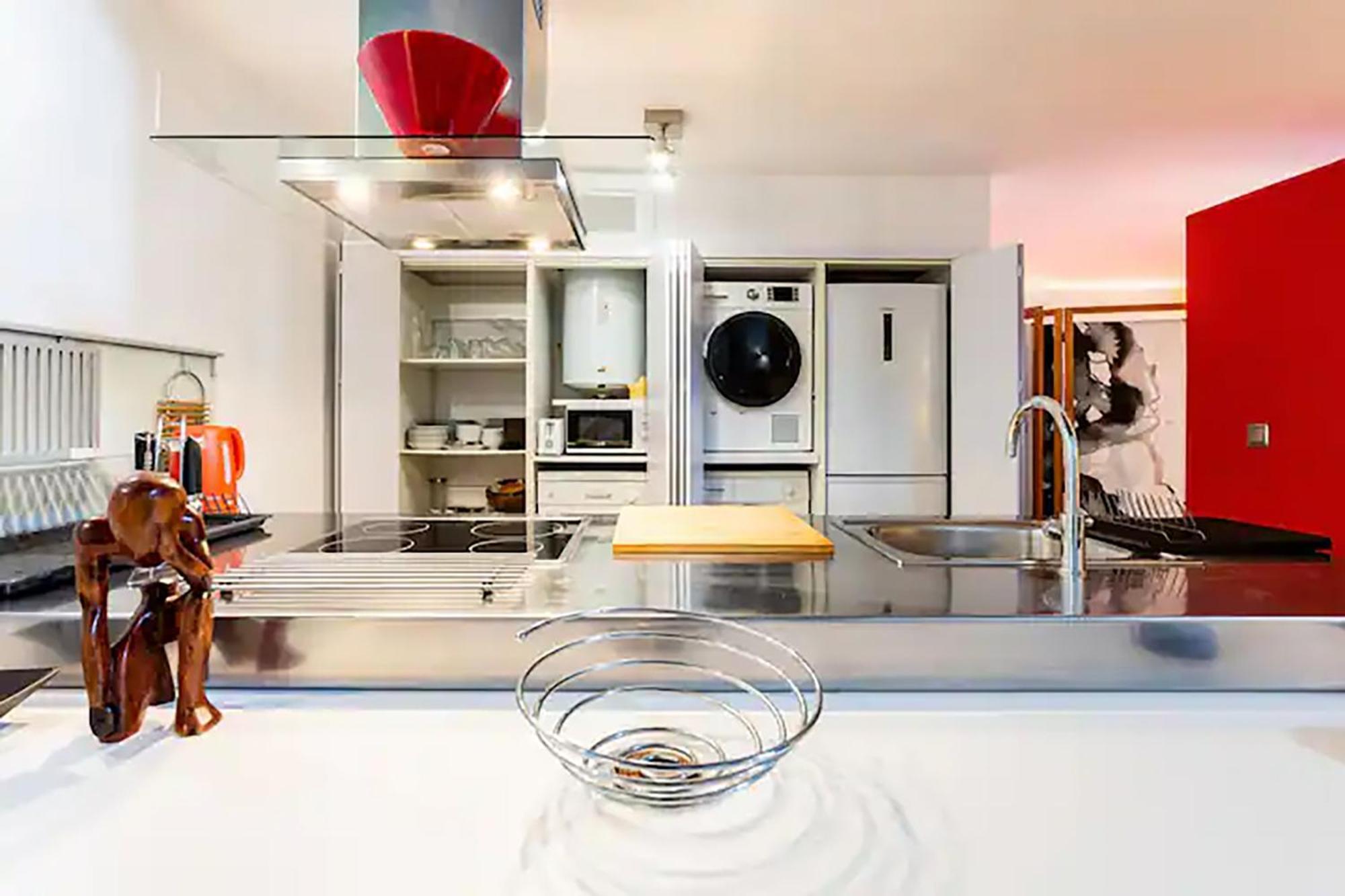 Appartamento Artqhost Jerez Huge Loft & Free Parking Jerez de la Frontera Esterno foto