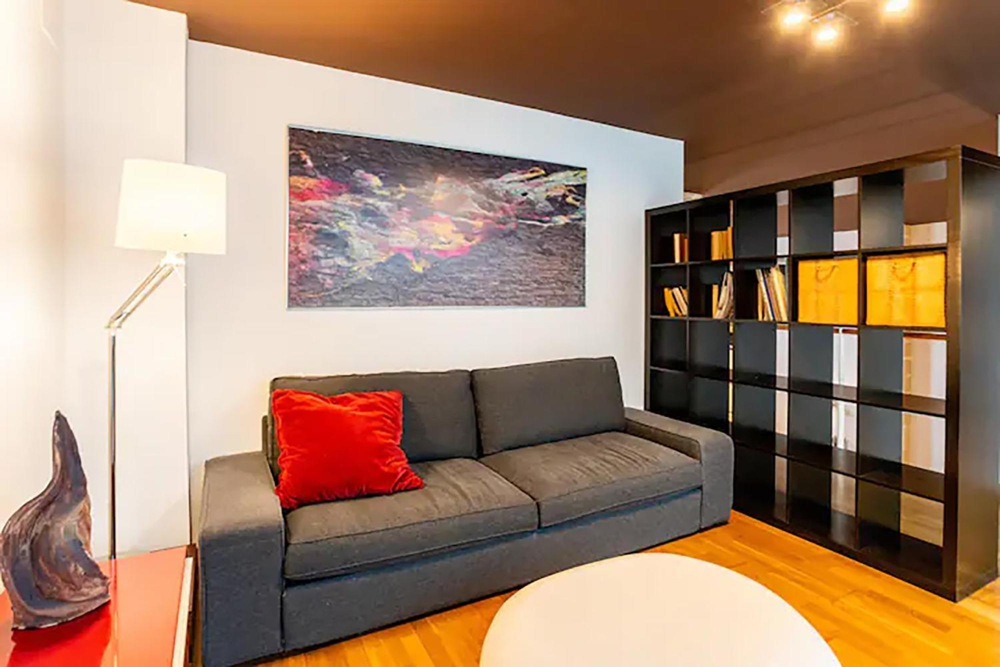 Appartamento Artqhost Jerez Huge Loft & Free Parking Jerez de la Frontera Esterno foto