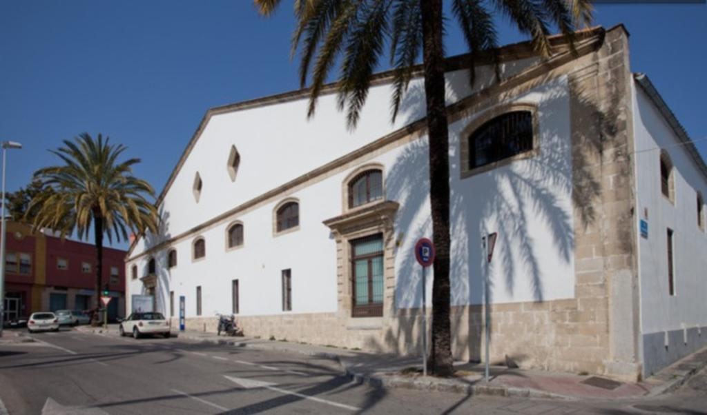 Appartamento Artqhost Jerez Huge Loft & Free Parking Jerez de la Frontera Esterno foto